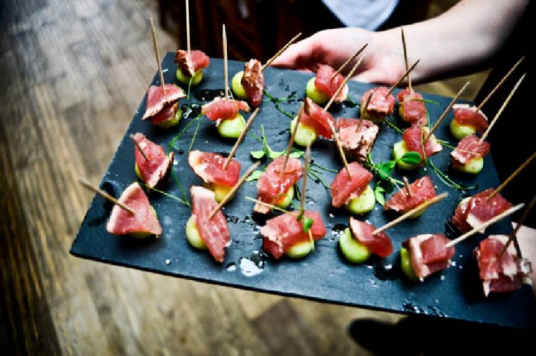 equipment-required-for-starting-a-catering